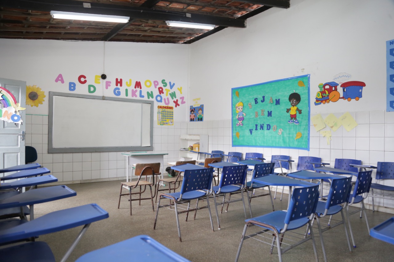 Prefeitura de Lauro de Freitas prorroga suspens�o de aulas por mais quinze dias nas redes p�blica e privada