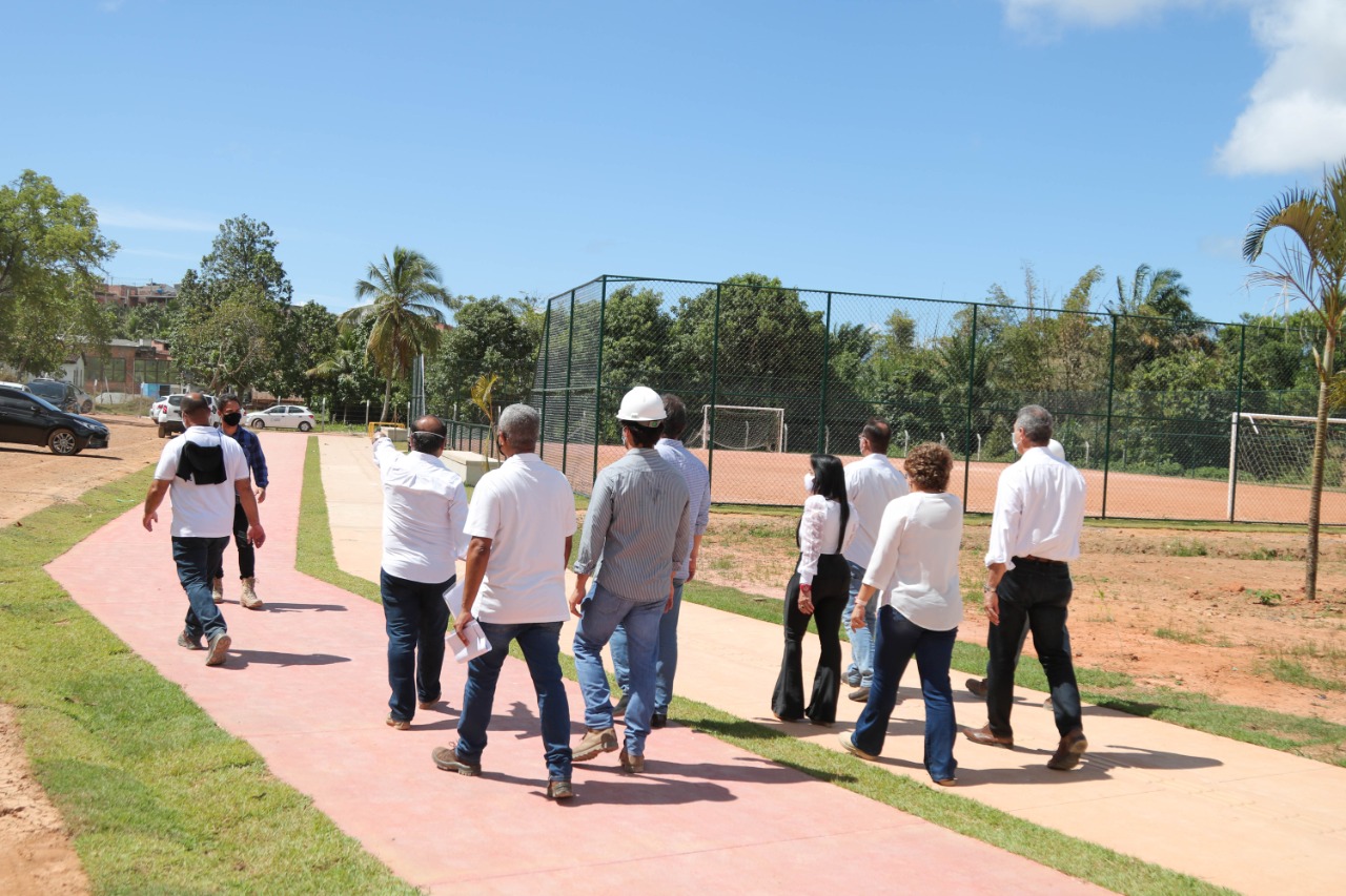 rgos do Estado fazem visita tcnica s obras de macrodrenagem do Rio Ipitanga em Lauro de Freitas