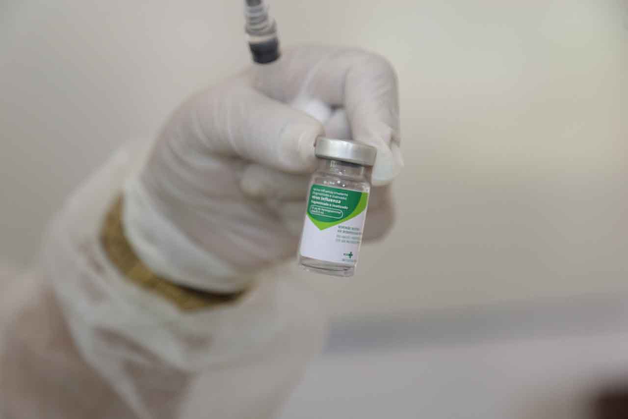 Lauro de Freitas abre vacinao contra gripe nesta segunda (12)
