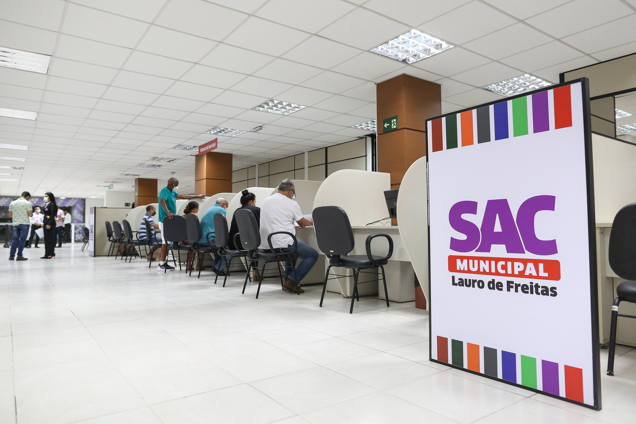 SAC Municipal de Lauro de Freitas registra mais de 18 mil atendimentos tr�s meses ap�s a inaugura��o