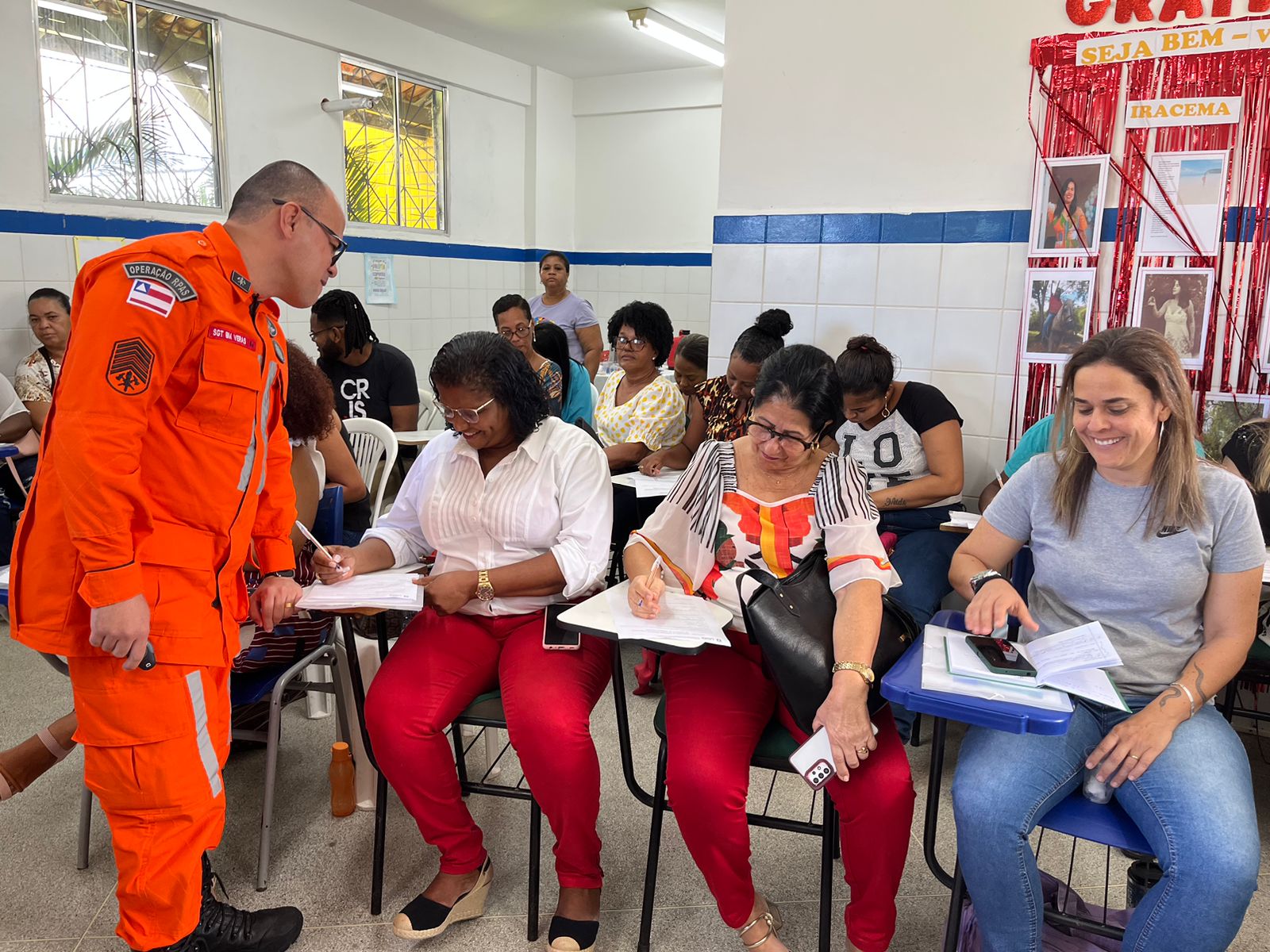 Forma��o em Primeiros Socorros refor�a seguran�a nas escolas de Lauro de Freitas