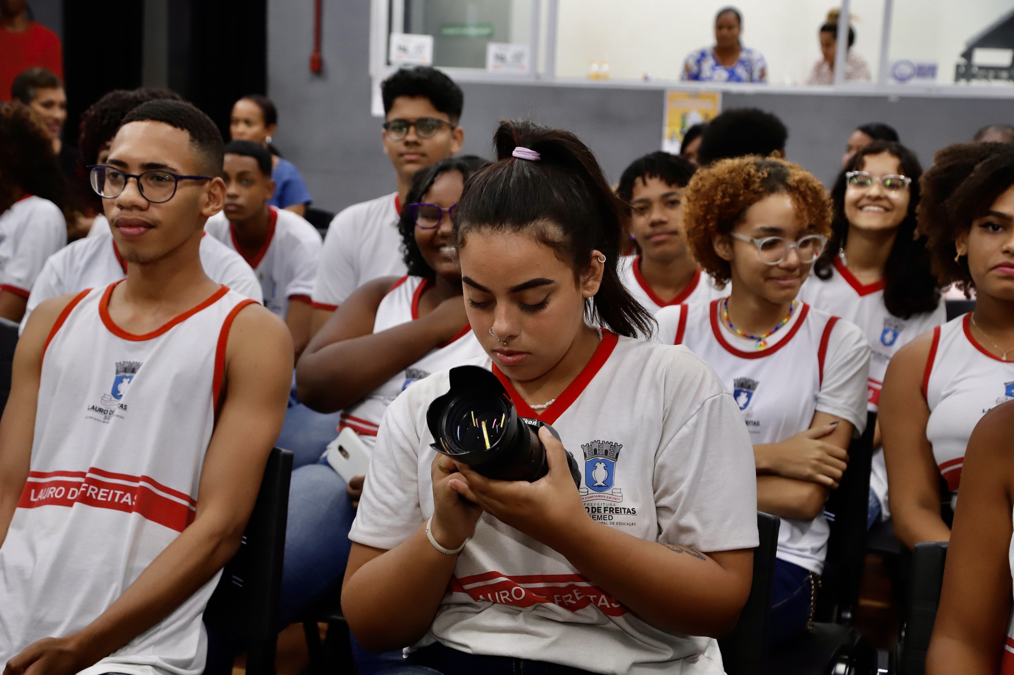 Estudantes do curso de audiovisual da rede municipal de Lauro de Freitas participam de campanha da Settop