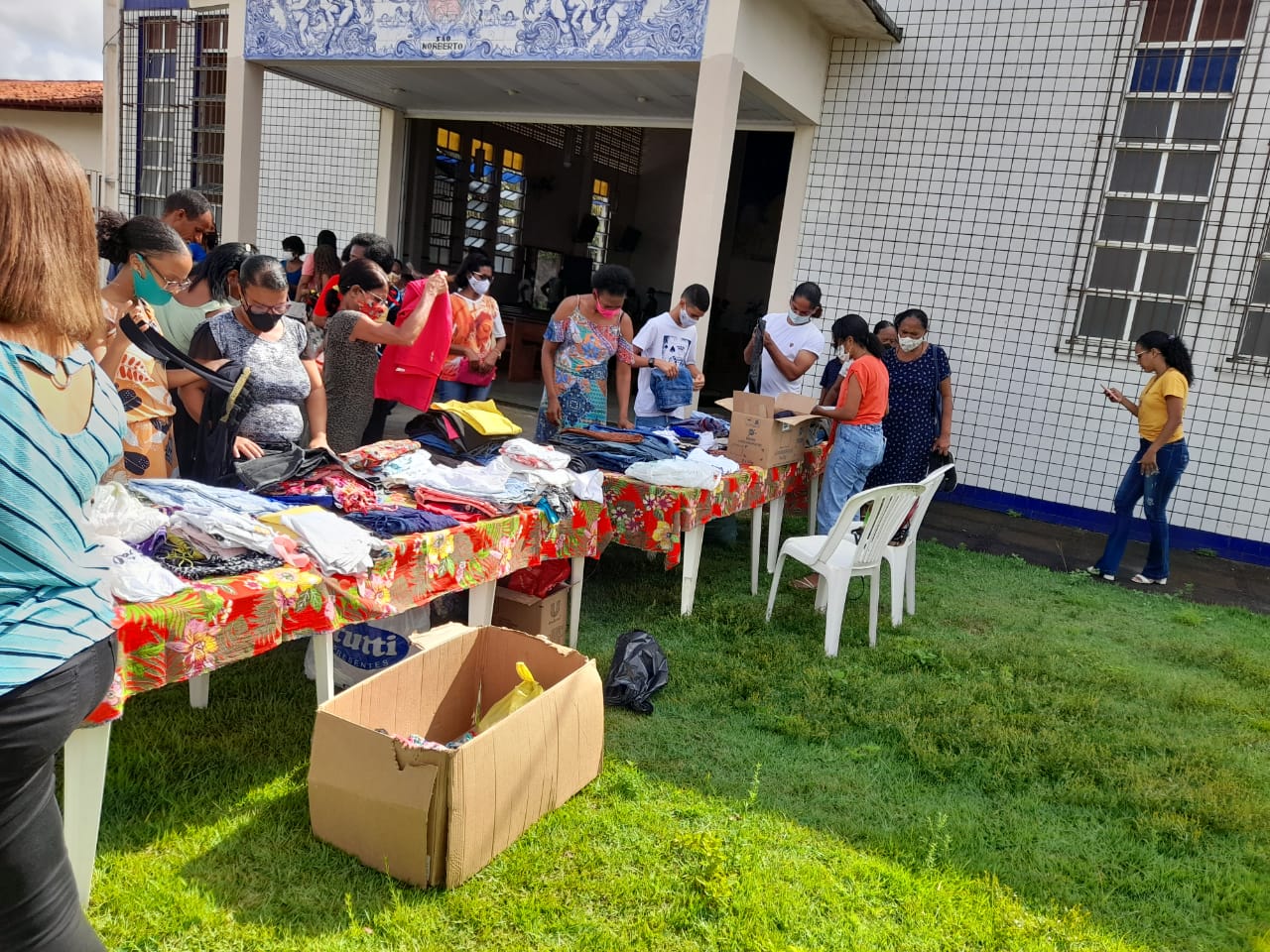 Varal Solid�rio do projeto de voluntariado da Prefeitura beneficia mais de 100 moradores do Parque S�o Paulo 