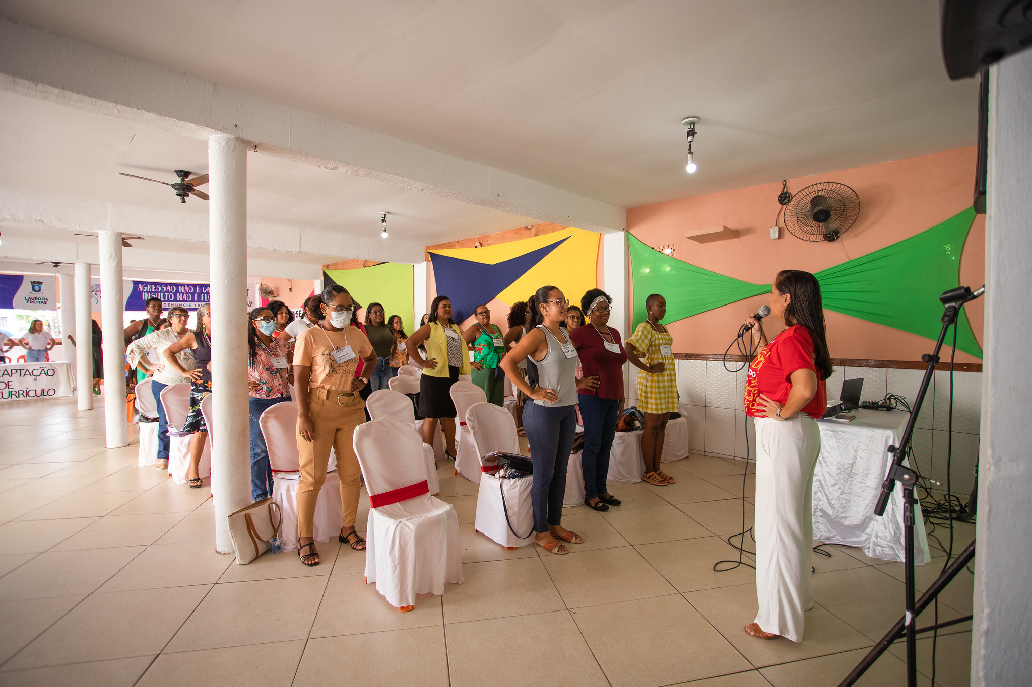 Programa leva t�cnicas de empreendedorismo para mulheres de Lauro de Freitas