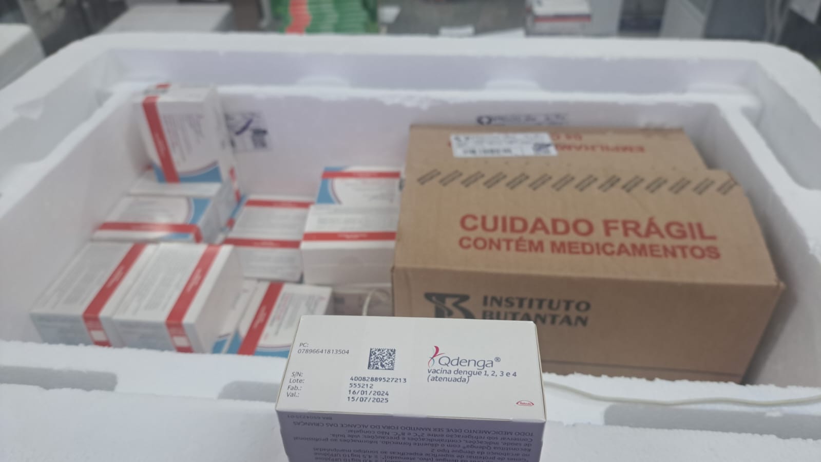 Lauro de Freitas recebe novo lote de vacina contra a dengue; imunizao ser retomada nesta segunda-feira (06)